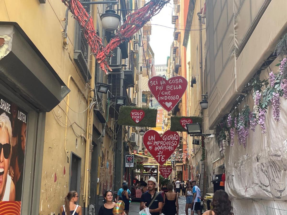 Casetta Piazza Plebiscito Napoli Bagian luar foto