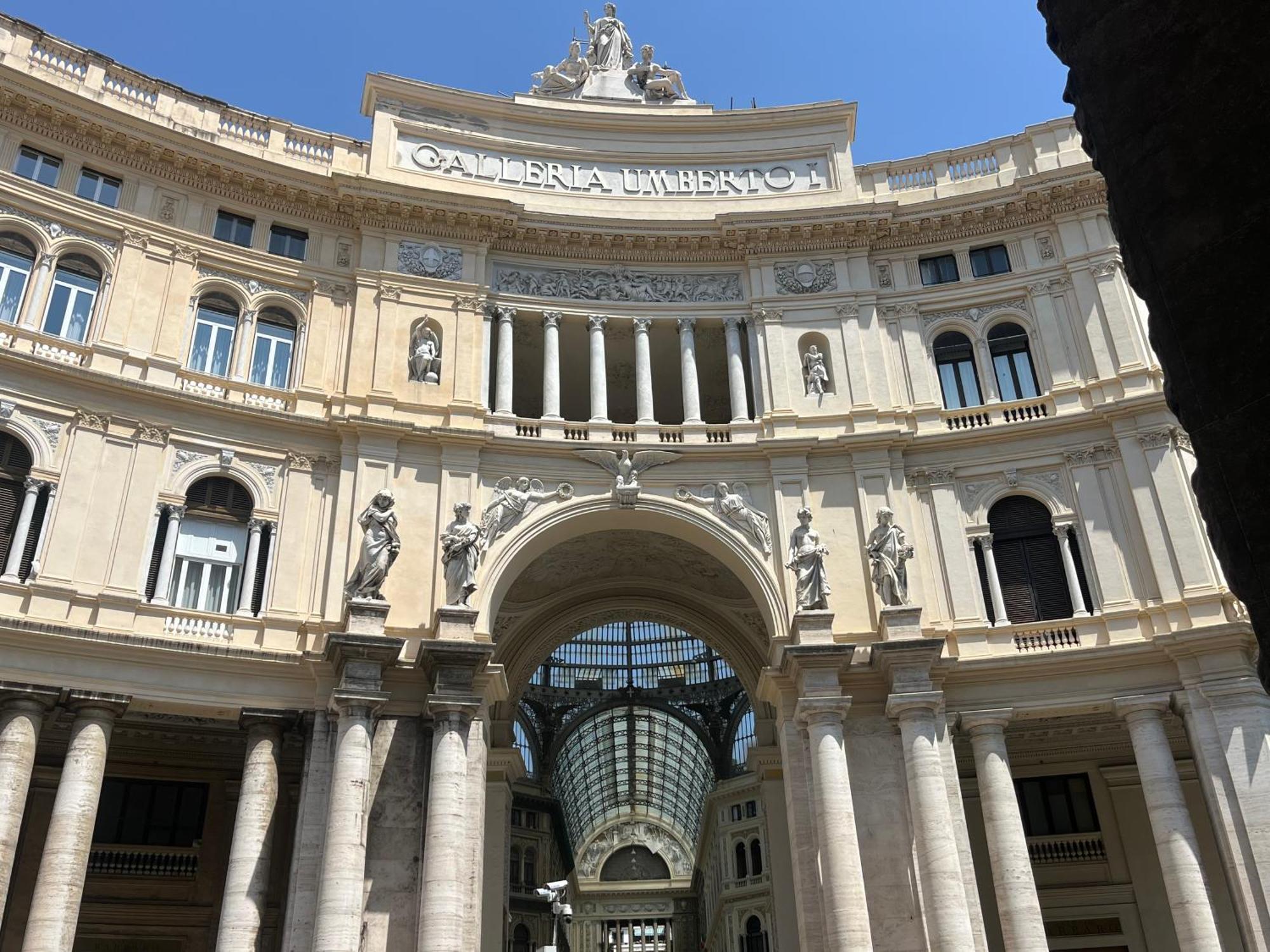 Casetta Piazza Plebiscito Napoli Bagian luar foto