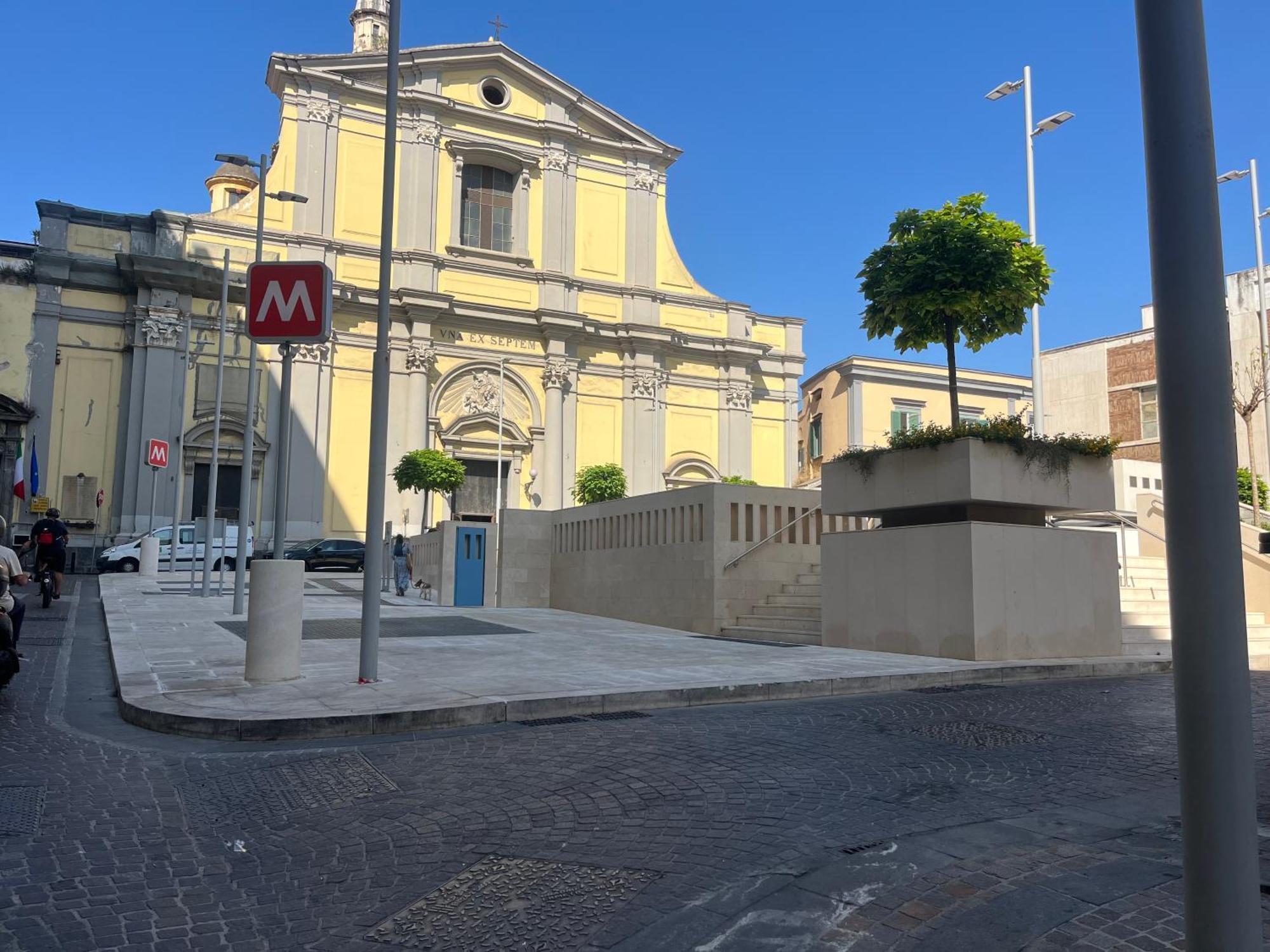 Casetta Piazza Plebiscito Napoli Bagian luar foto